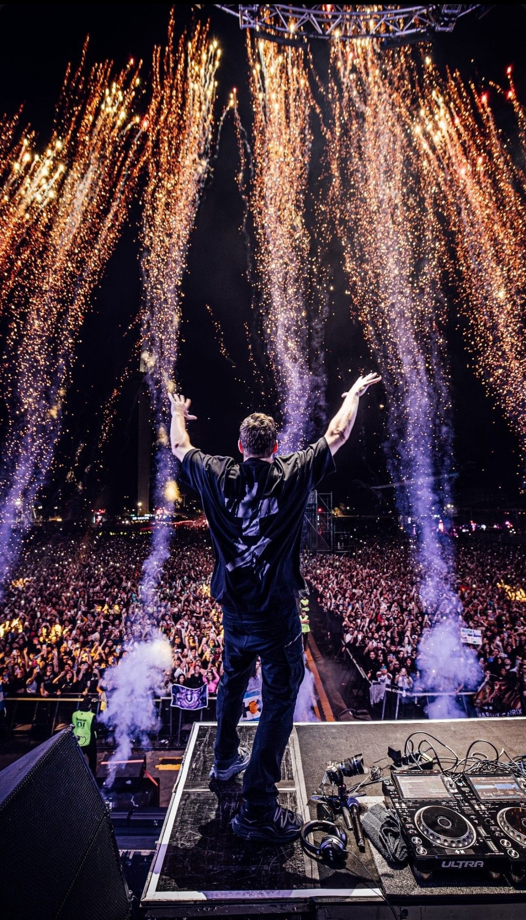 Martin Garrix Wallpaper