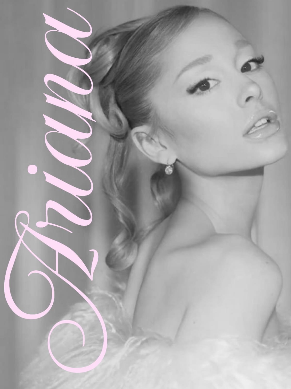 Ariana Grande Poster Coquette