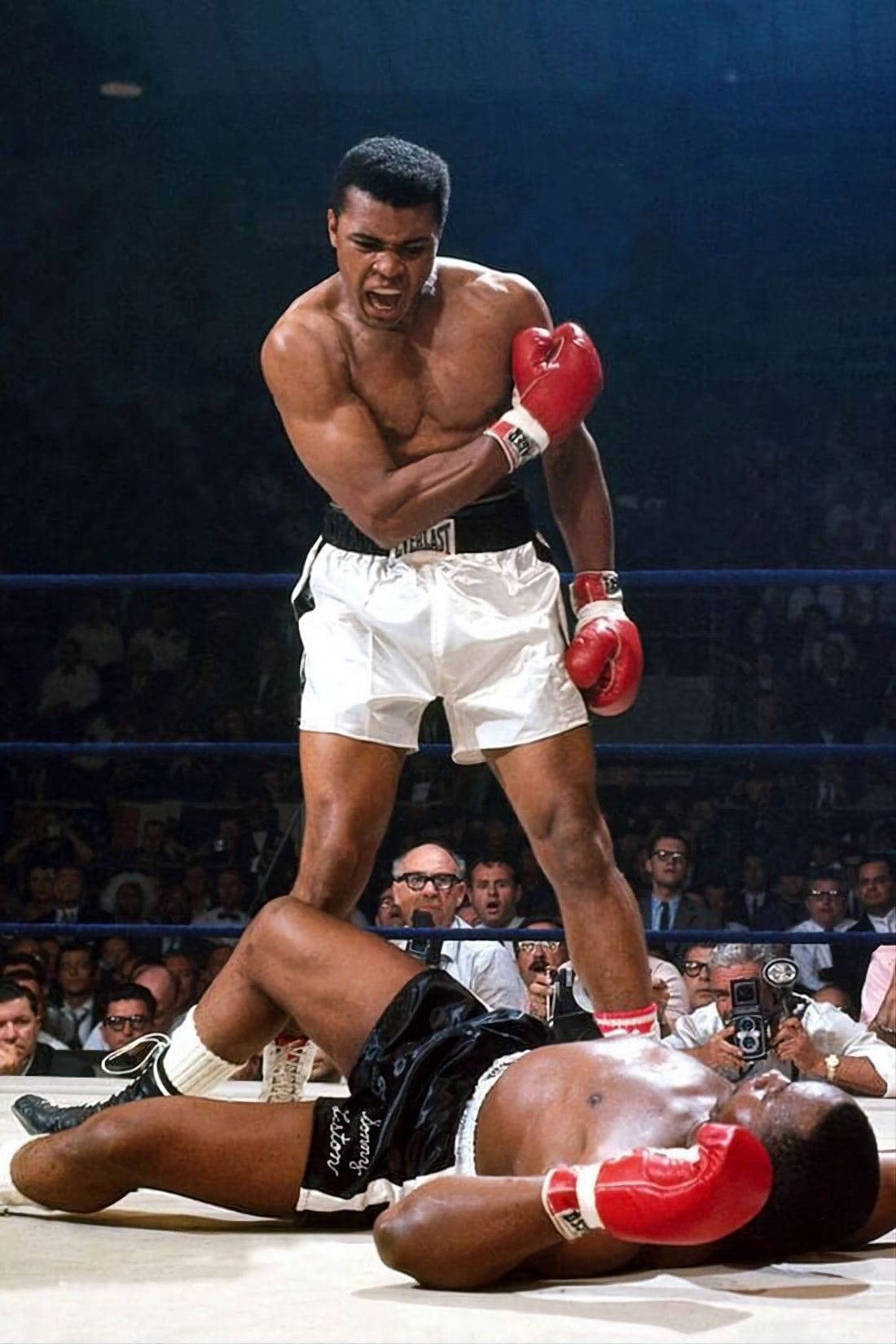 Ali poster