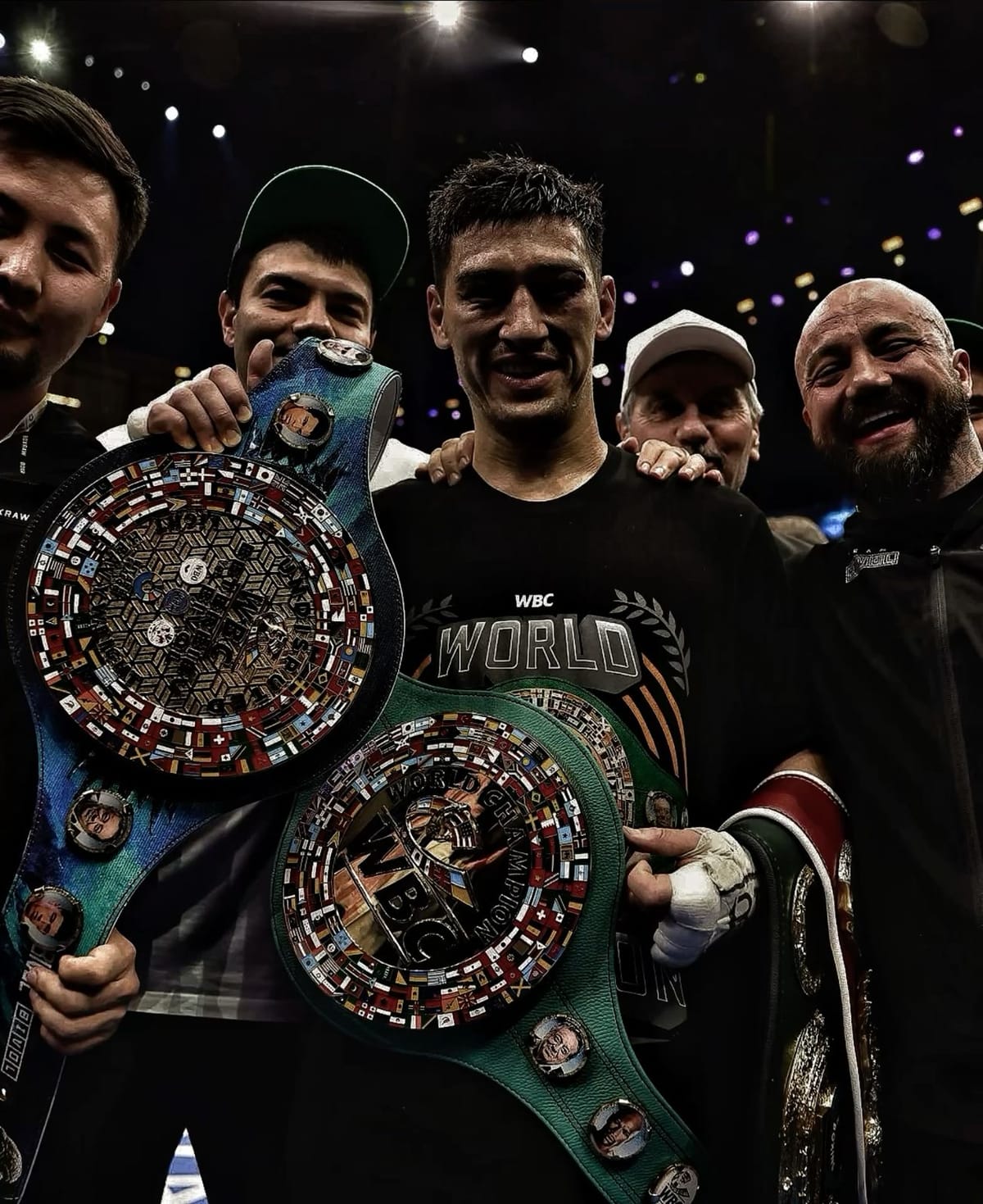 Bivol champion